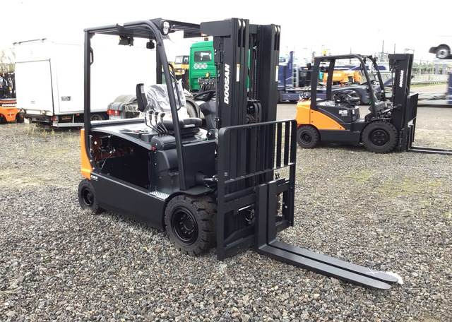 Doosan B30X-7 PLUS - Електричен вилушкар: слика 4 Doosan B30X-7 PLUS - Електричен вилушкар: слика 4