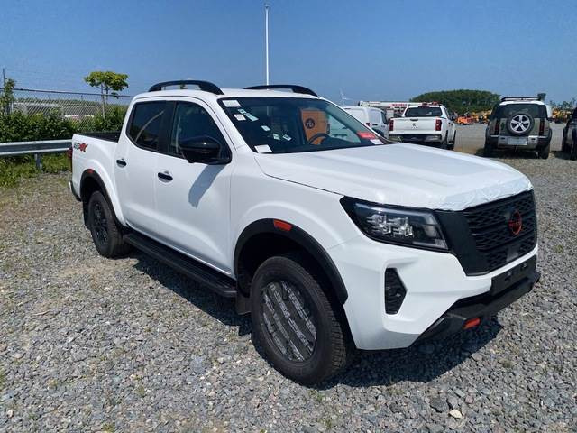 Nissan Navara - Комбе: слика 4 Nissan Navara - Комбе: слика 4