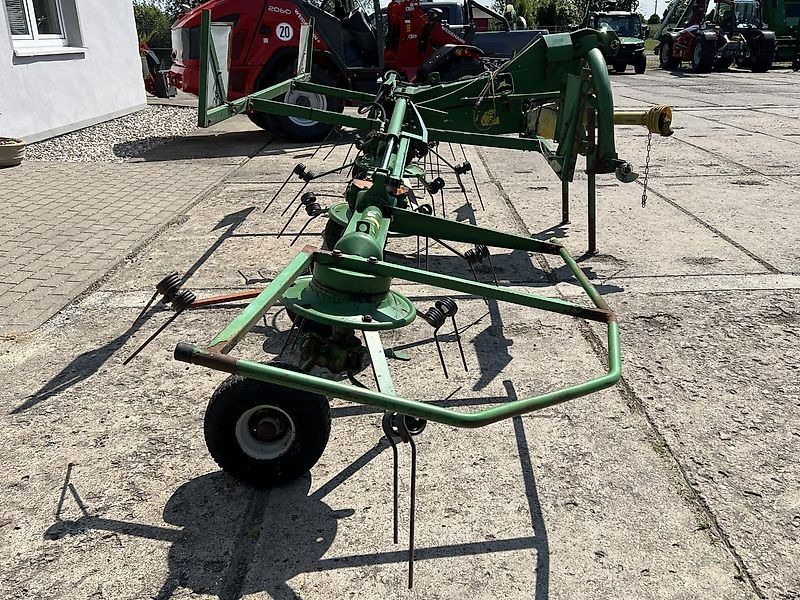 Kuhn GF 630 1MH - John Deere - Превртувач и гребло: слика 3 Kuhn GF 630 1MH - John Deere - Превртувач и гребло: слика 3
