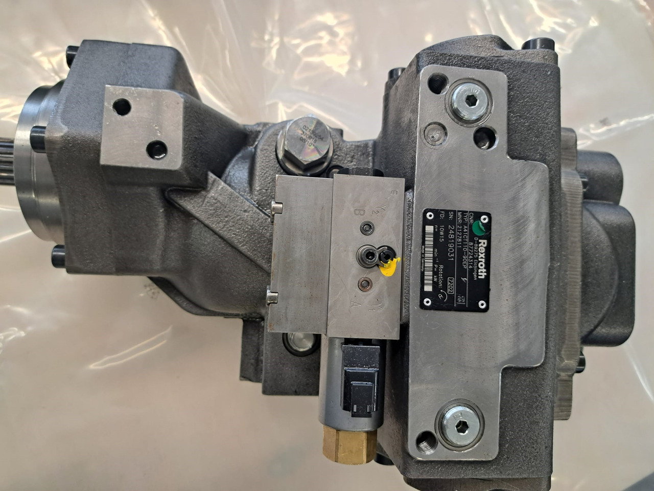 REXROTH A41CT 110 - 90 EP - Хидраулична пумпа за Трактор: слика 1 REXROTH A41CT 110 - 90 EP - Хидраулична пумпа за Трактор: слика 1