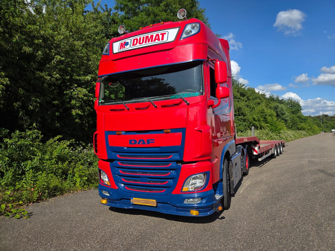 DAF XF 460 FTG 6x2 Super Spacecab + Nooteboom semi-dieplader - Камион со кабинска шасија: слика 1 DAF XF 460 FTG 6x2 Super Spacecab + Nooteboom semi-dieplader - Камион со кабинска шасија: слика 1