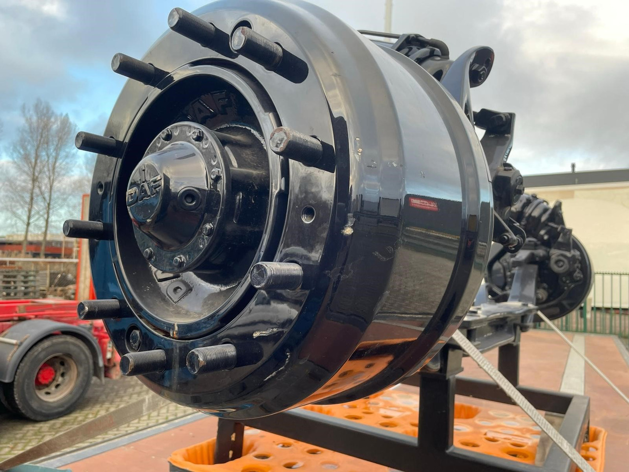DAF vooras + achteras aandrijfas voor DAF 85/95 vrachtwagen - Оска и делови за Камион: слика 1 DAF vooras + achteras aandrijfas voor DAF 85/95 vrachtwagen - Оска и делови за Камион: слика 1