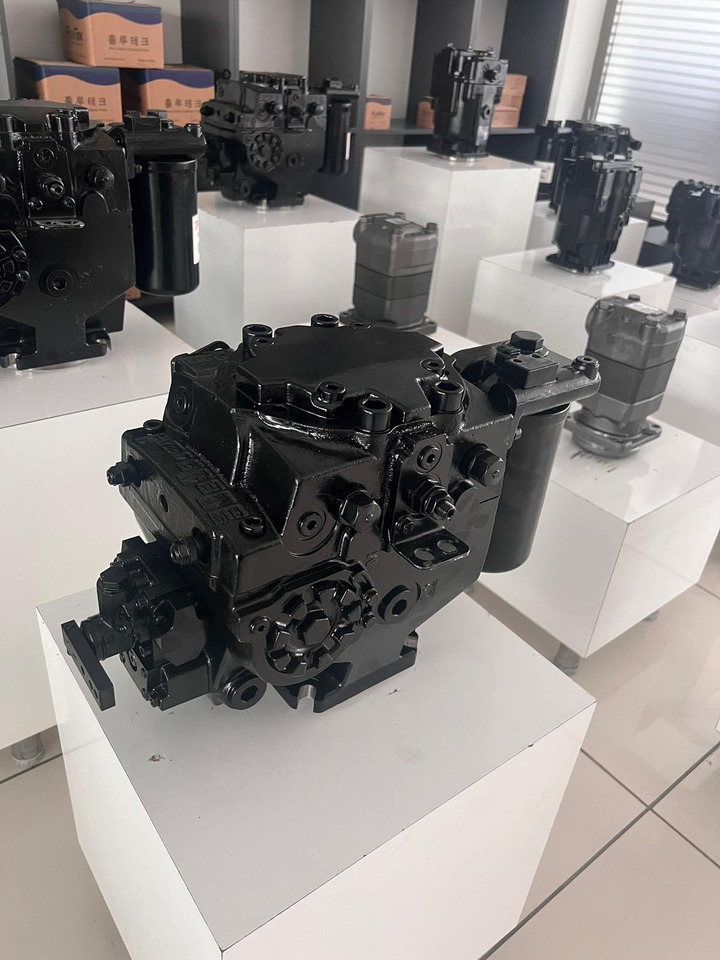 DANFOSS H1P100R B AM1C1ND3HF4NNL42L42 DM26 H1 - Хидраулична пумпа за Градежна машина: слика 1 DANFOSS H1P100R B AM1C1ND3HF4NNL42L42 DM26 H1 - Хидраулична пумпа за Градежна машина: слика 1