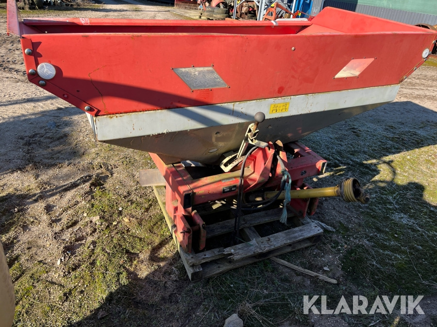 Gødningsspredere RAUCH Komet ZSB / M623 - Распрскувач на вештачко ѓубриво: слика 1 Gødningsspredere RAUCH Komet ZSB / M623 - Распрскувач на вештачко ѓубриво: слика 1