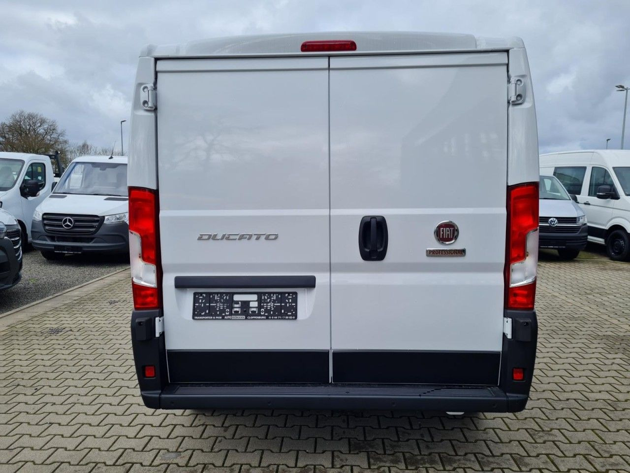 Fiat Ducato 30 Kasten L1H1 KLIMA PDC TEMPOMAT - Мало комбе: слика 5 Fiat Ducato 30 Kasten L1H1 KLIMA PDC TEMPOMAT - Мало комбе: слика 5