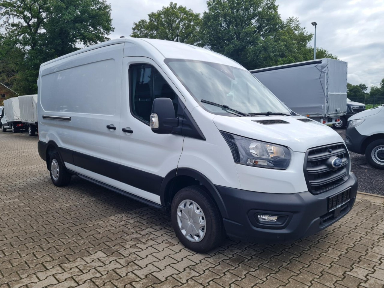 Ford Transit 350 Kasten AG L3H2 Trend KLIMA PDC TEMPOMAT - Товарно комбе: слика 3 Ford Transit 350 Kasten AG L3H2 Trend KLIMA PDC TEMPOMAT - Товарно комбе: слика 3