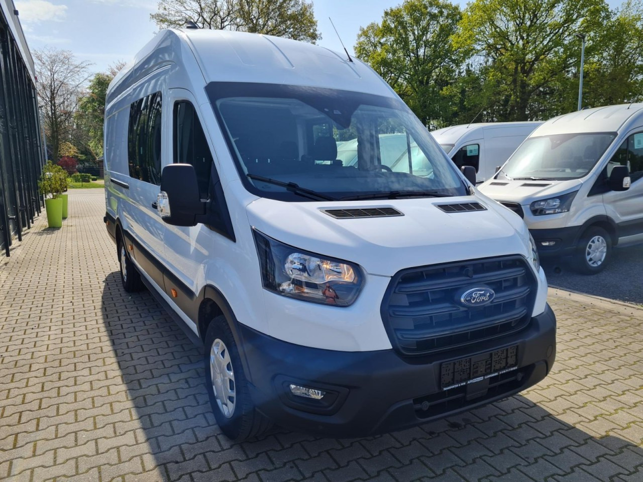 Ford Transit 350 Kasten L4H3 Doka Trend Mixto RWD - Товарно комбе, Комби со двојна кабина: слика 2 Ford Transit 350 Kasten L4H3 Doka Trend Mixto RWD - Товарно комбе, Комби со двојна кабина: слика 2