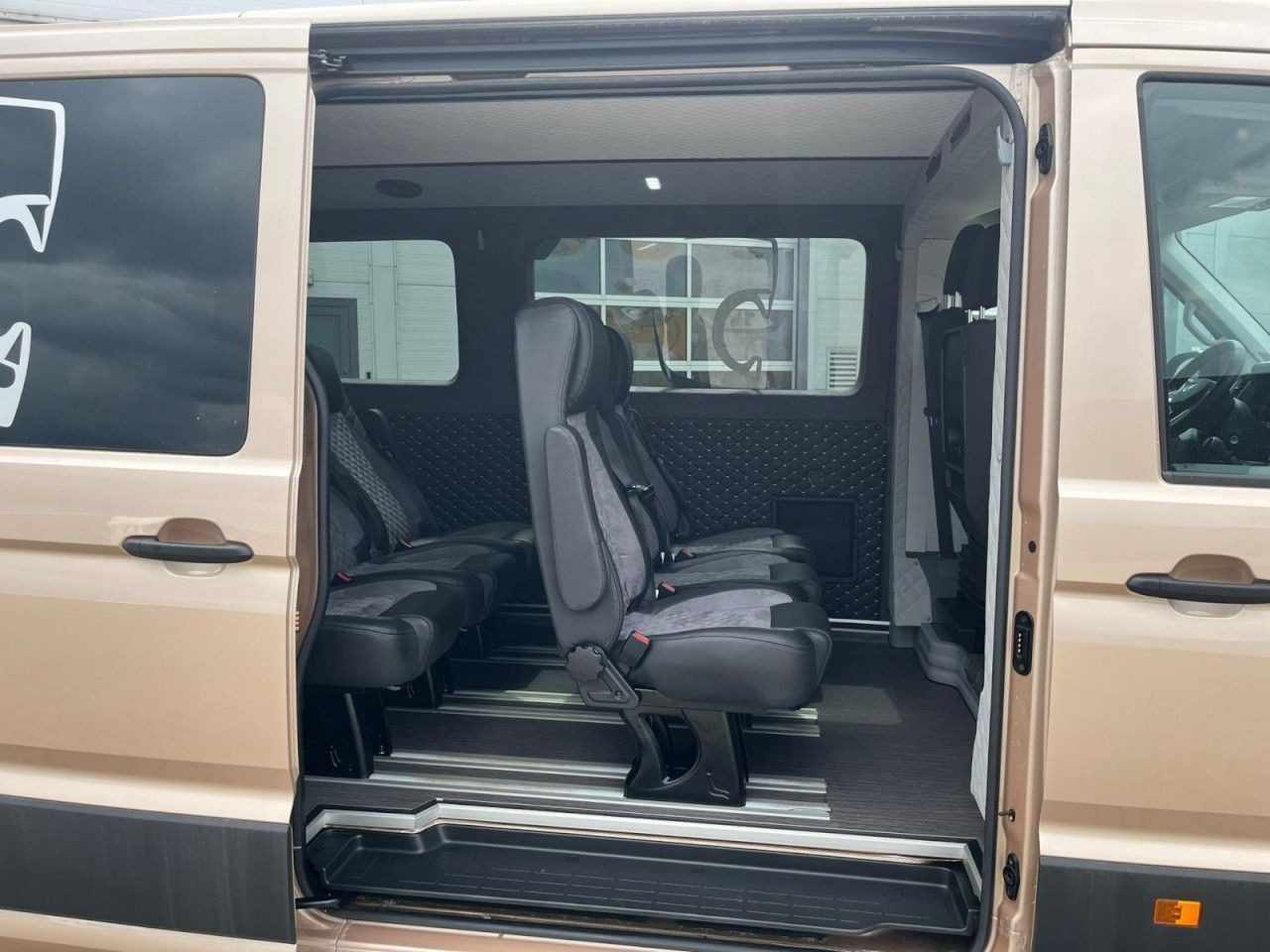 MAN TGE 3.180 TDi Kombi 9 Sitzer LED LM KAMERA Sonde - Патничко комбе: слика 5 MAN TGE 3.180 TDi Kombi 9 Sitzer LED LM KAMERA Sonde - Патничко комбе: слика 5