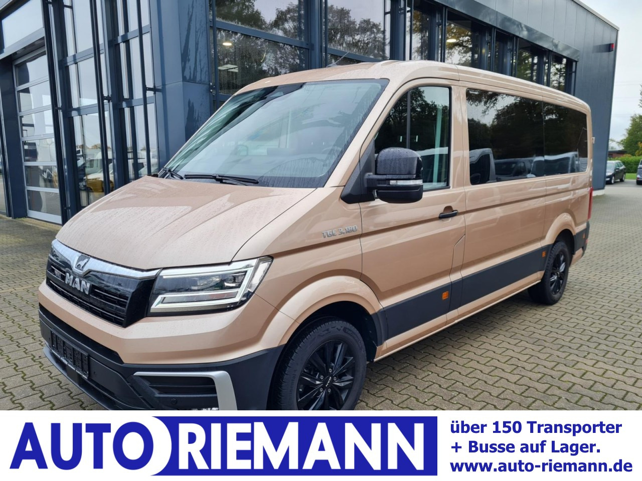 Man TGE 3.180 TDi Kombi 9 Sitze ALU KAMERA LED LEDER Sonderumbau - Комби со двојна кабина: слика 1 Man TGE 3.180 TDi Kombi 9 Sitze ALU KAMERA LED LEDER Sonderumbau - Комби со двојна кабина: слика 1