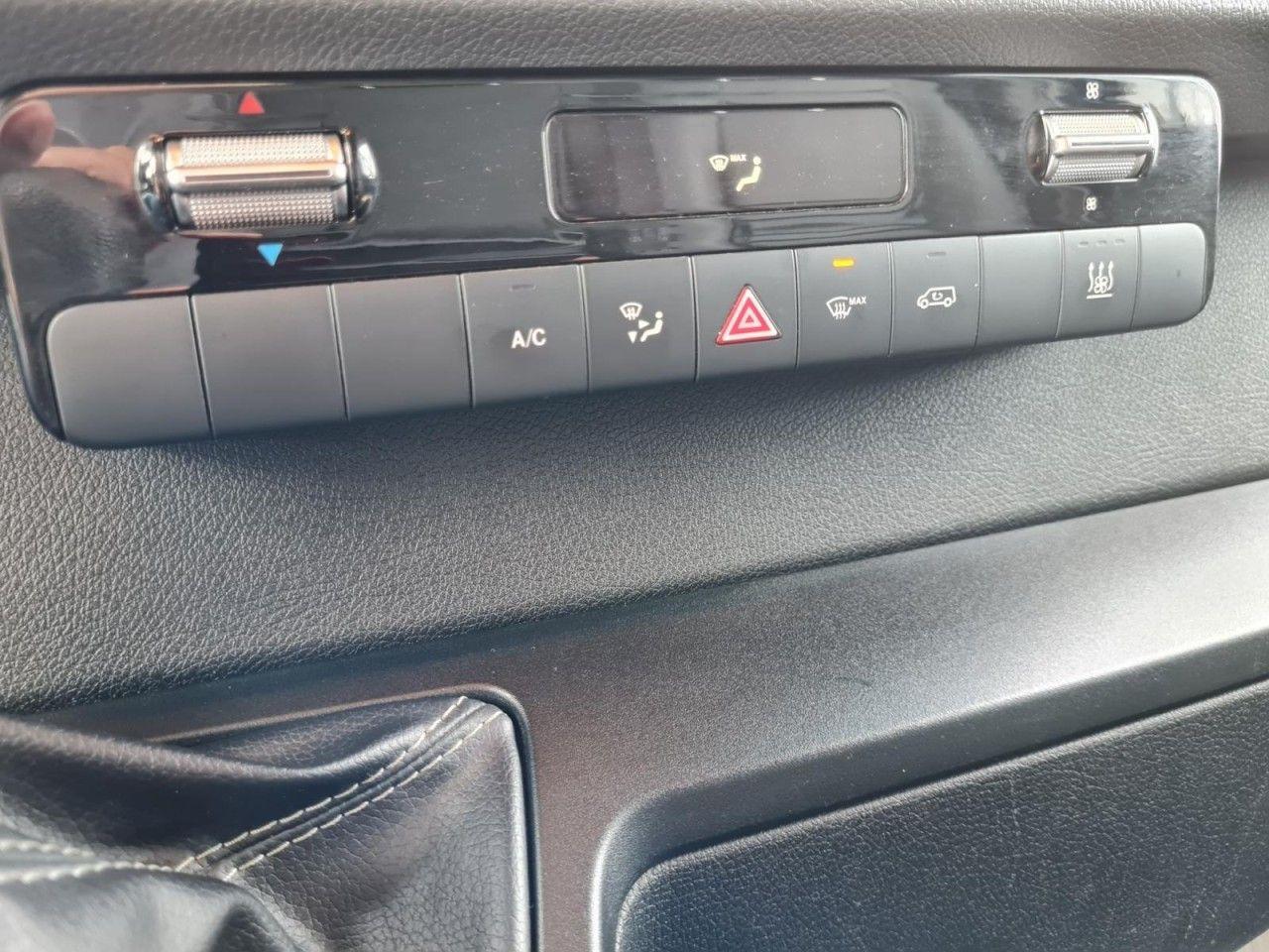 Товарно комбе Mercedes-Benz Sprinter 316 Kasten CDI MR RWD AHK MBUX KAMERA: слика 16