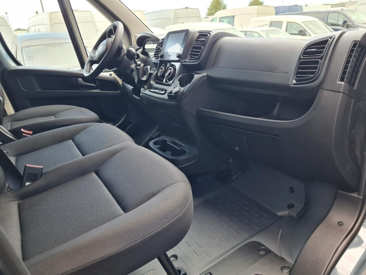 Комбе со отворен сандак Opel Movano 3,5t Doka 2.2 HDI 140 L3 verstärkt AHK: слика 14