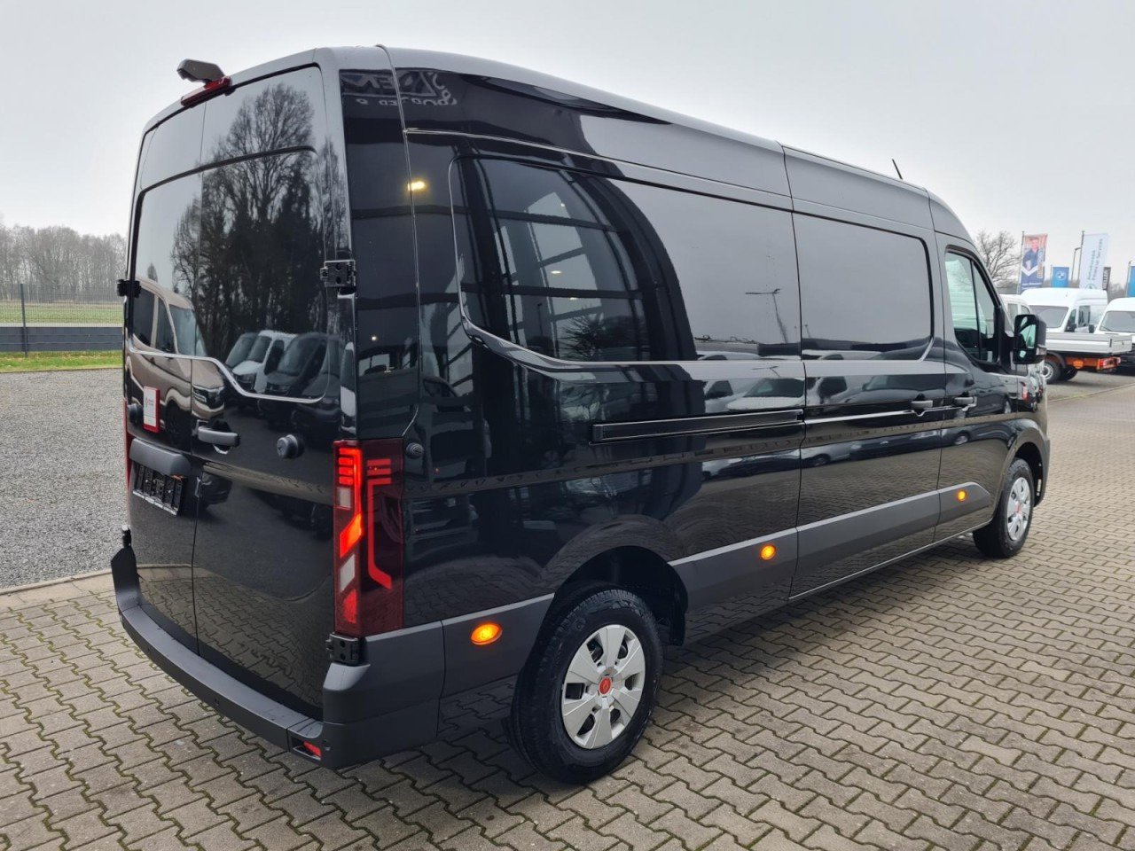 Renault Master 3,5t Kasten dCi 170 L3H2 - Товарно комбе: слика 4 Renault Master 3,5t Kasten dCi 170 L3H2 - Товарно комбе: слика 4