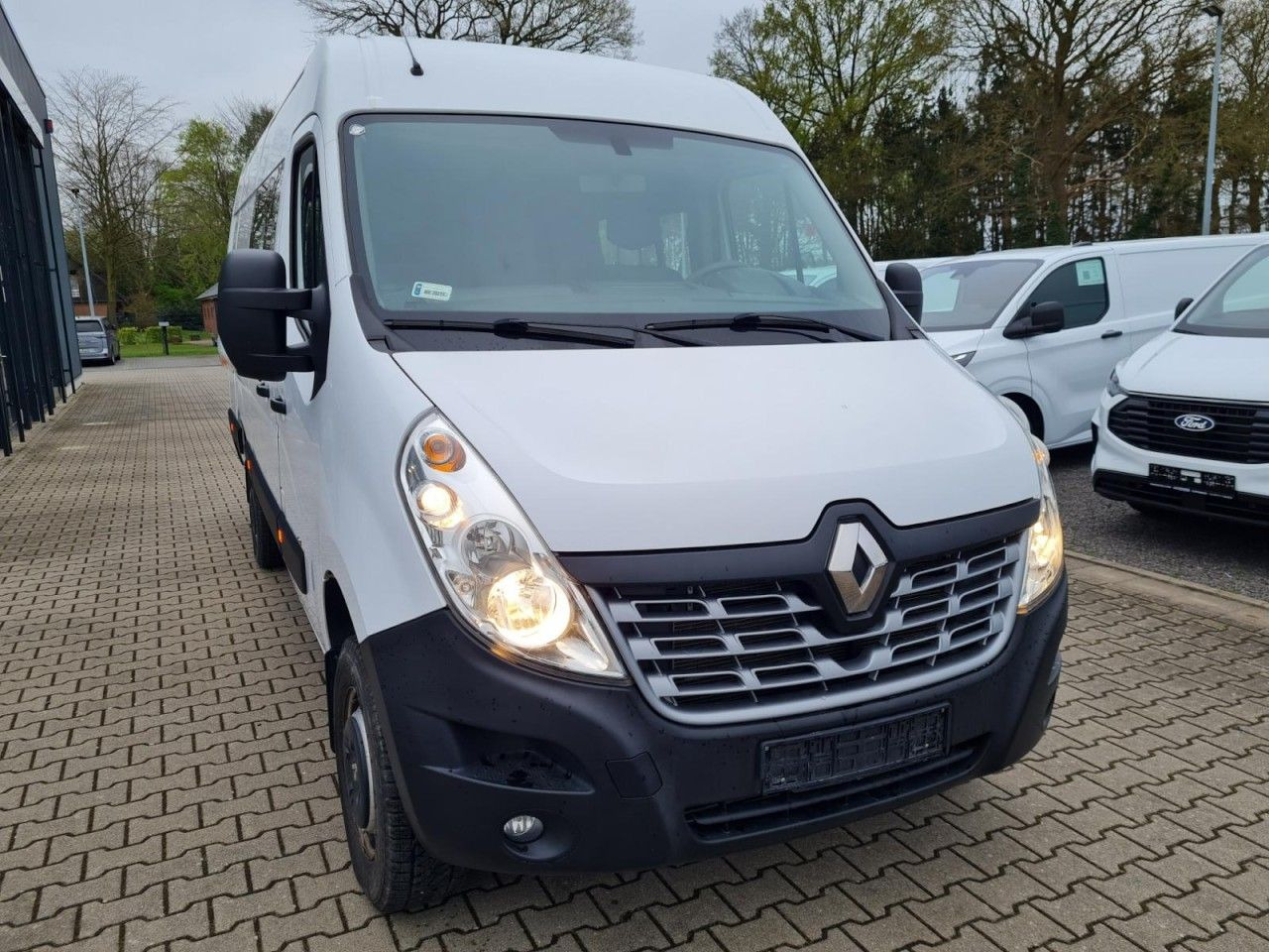 Renault Master 35 Kasten LR Doka 6-Sitze 4x4 Allrad AHK - Товарно комбе, Комби со двојна кабина: слика 2 Renault Master 35 Kasten LR Doka 6-Sitze 4x4 Allrad AHK - Товарно комбе, Комби со двојна кабина: слика 2