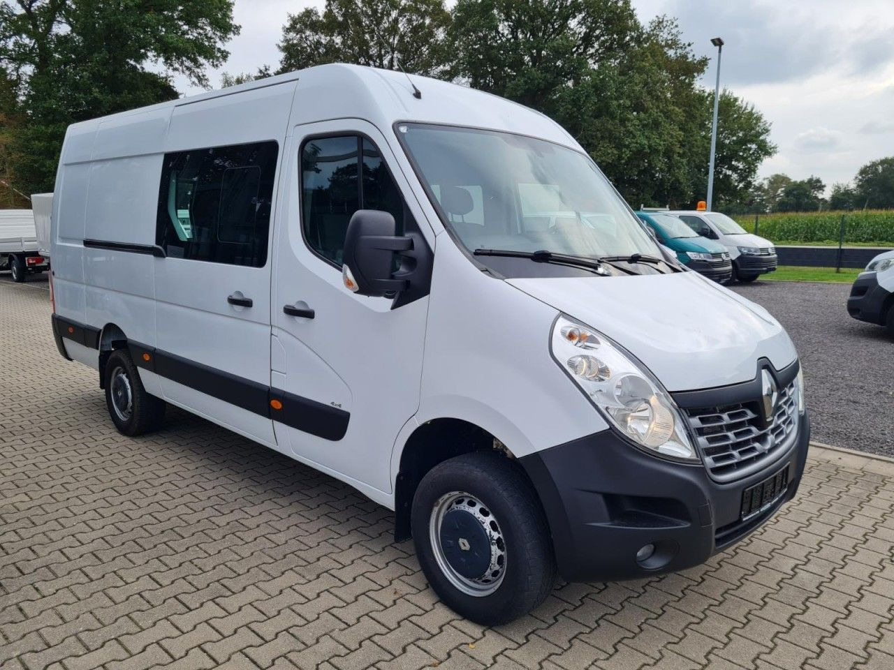 Renault Master 35 Kasten LR Doka 6-Sitze 4x4 Allrad AHK - Товарно комбе, Комби со двојна кабина: слика 3 Renault Master 35 Kasten LR Doka 6-Sitze 4x4 Allrad AHK - Товарно комбе, Комби со двојна кабина: слика 3