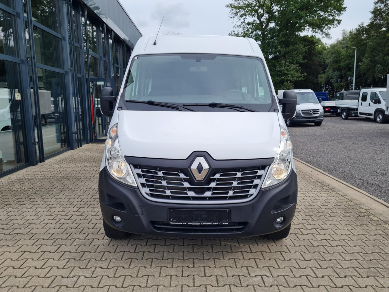Renault Master 35 Kasten LR Doka 6-Sitze 4x4 Allrad AHK KLIMA PDC - Товарно комбе, Комби со двојна кабина: слика 2 Renault Master 35 Kasten LR Doka 6-Sitze 4x4 Allrad AHK KLIMA PDC - Товарно комбе, Комби со двојна кабина: слика 2
