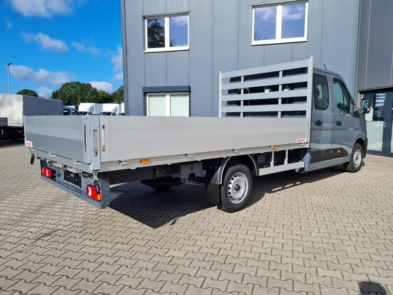 Renault Master New 3,5t Doka dCi 170 L3H1 Lang - Комбе со отворен сандак, Комби со двојна кабина: слика 4 Renault Master New 3,5t Doka dCi 170 L3H1 Lang - Комбе со отворен сандак, Комби со двојна кабина: слика 4