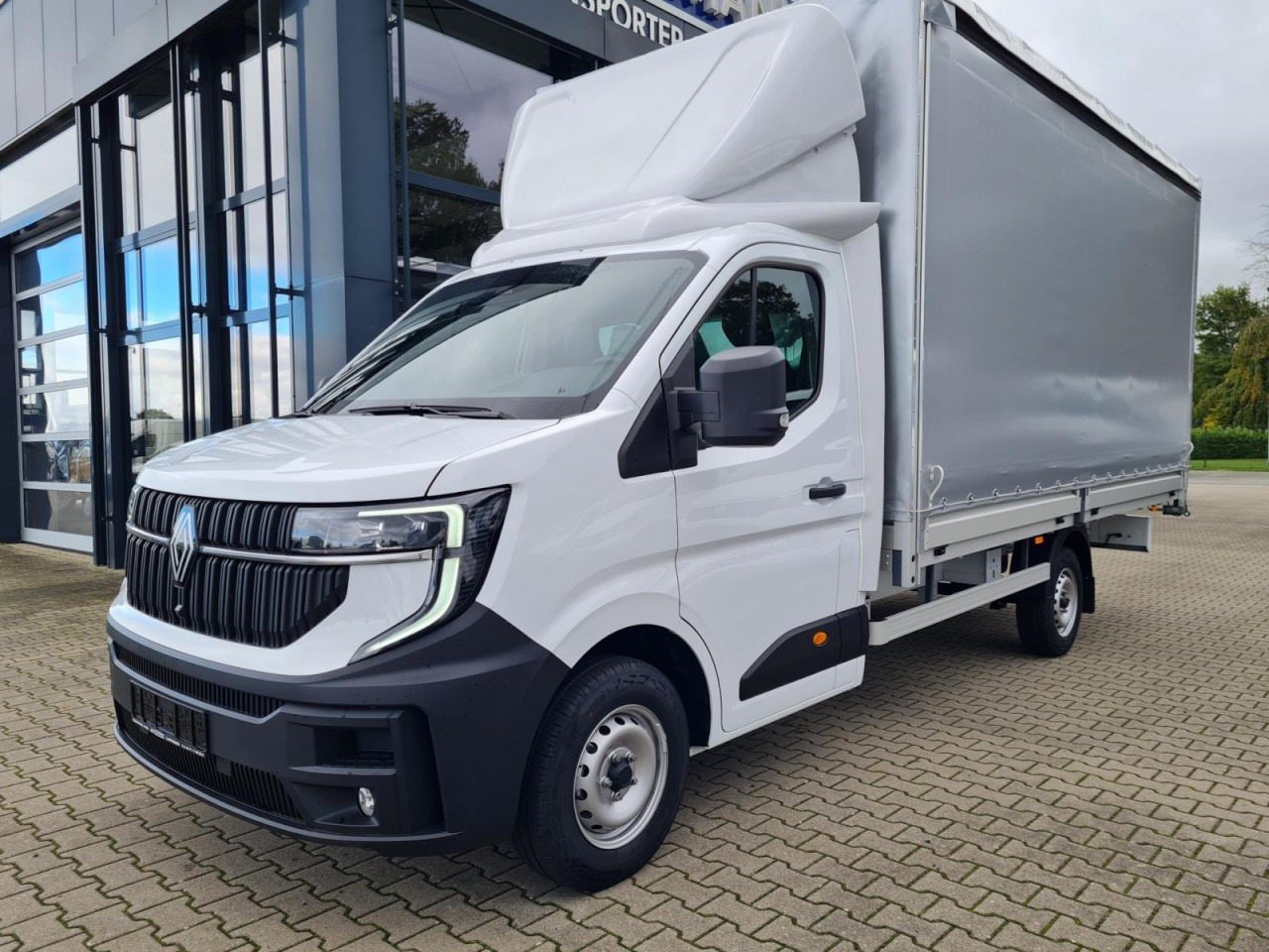 Renault Master Pritsche 2x Schiebe Plane 10 Pal. LUFTFEDERUNG - Комбе со церада: слика 2 Renault Master Pritsche 2x Schiebe Plane 10 Pal. LUFTFEDERUNG - Комбе со церада: слика 2