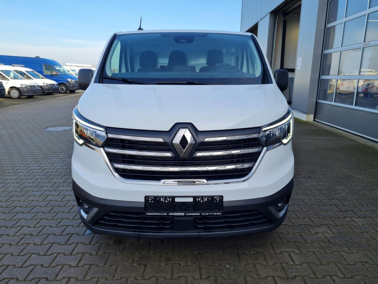 Renault Trafic Kasten dCi 130 L2H1 Komfort AHK LED Allwetter - Мало комбе: слика 2 Renault Trafic Kasten dCi 130 L2H1 Komfort AHK LED Allwetter - Мало комбе: слика 2