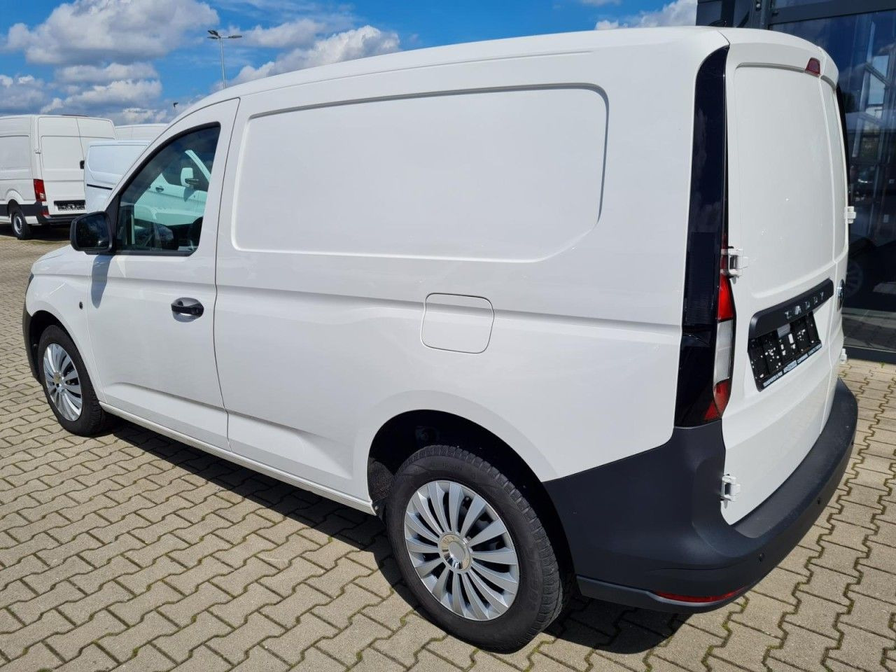 Volkswagen Caddy Kasten Cargo 2.0 TDI KLIMA KOMFORT PDC - Мало комбе: слика 5 Volkswagen Caddy Kasten Cargo 2.0 TDI KLIMA KOMFORT PDC - Мало комбе: слика 5