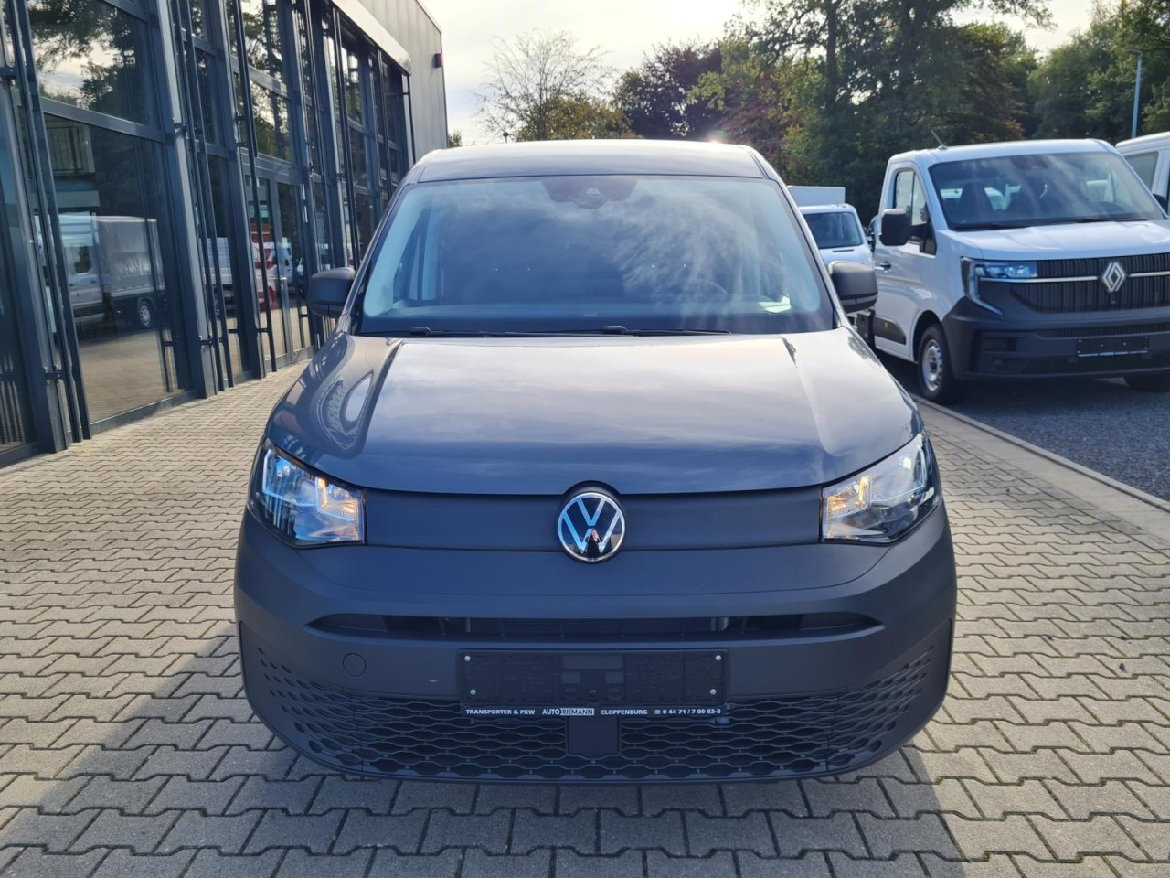 Volkswagen Caddy Kasten Cargo TDI Maxi PDC KLIMA TEMPOMAT - Мало комбе: слика 2 Volkswagen Caddy Kasten Cargo TDI Maxi PDC KLIMA TEMPOMAT - Мало комбе: слика 2