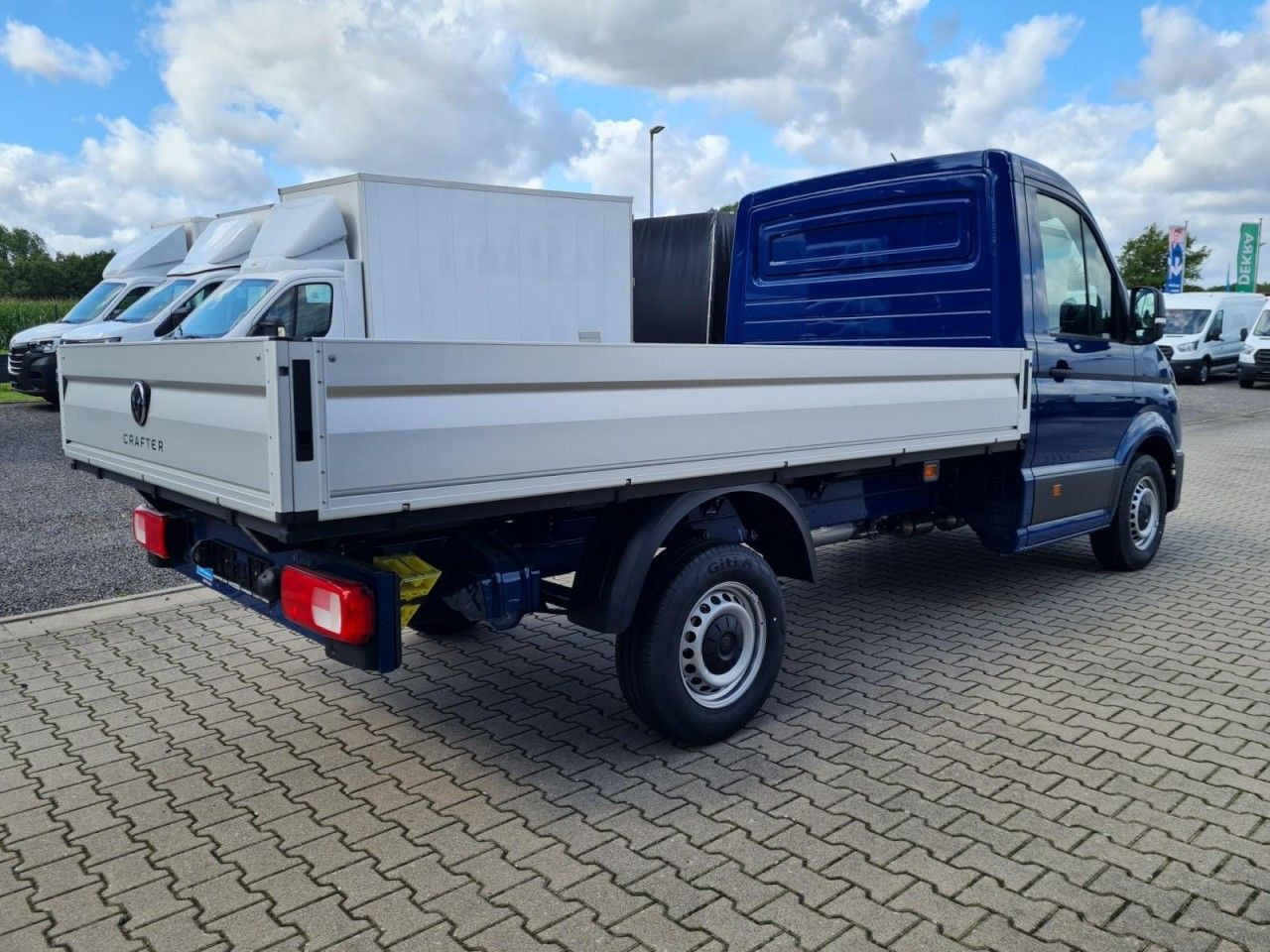 Volkswagen Crafter 35 Pritsche TDI L3 KLIMA TEMPOMAT 3 Sitz - Комбе со отворен сандак: слика 4 Volkswagen Crafter 35 Pritsche TDI L3 KLIMA TEMPOMAT 3 Sitz - Комбе со отворен сандак: слика 4