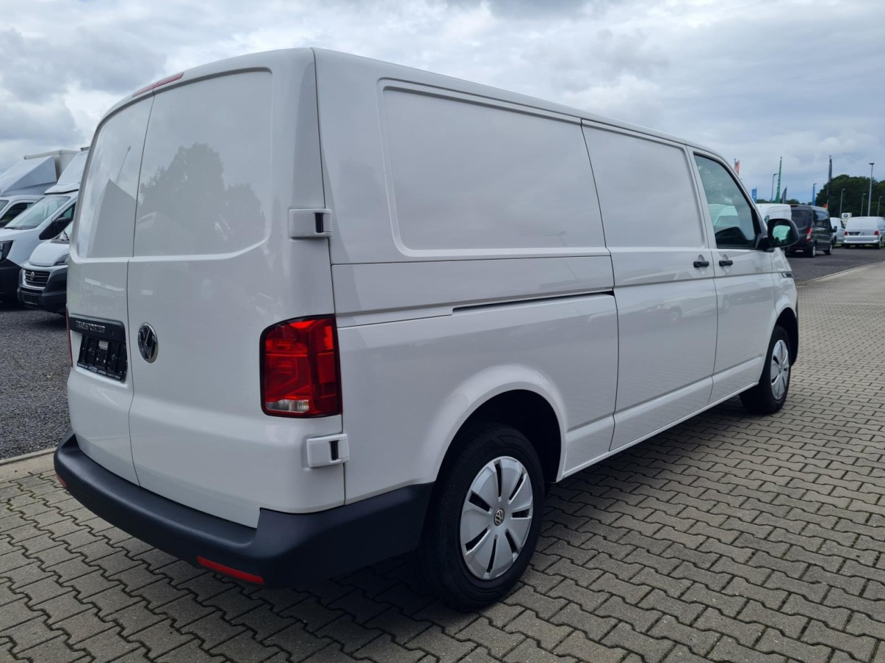 Volkswagen T6.1 Kasten lang Flügeltüren KLIMA KOMFORT TEMPOMAT - Мало комбе: слика 5 Volkswagen T6.1 Kasten lang Flügeltüren KLIMA KOMFORT TEMPOMAT - Мало комбе: слика 5