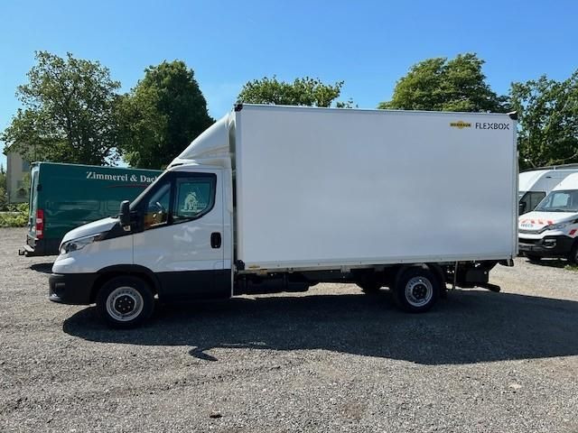Iveco Daily 35S16H 3.0 LBW Kamera Spoiler 11... - Комбе фургон: слика 3 Iveco Daily 35S16H 3.0 LBW Kamera Spoiler 11... - Комбе фургон: слика 3