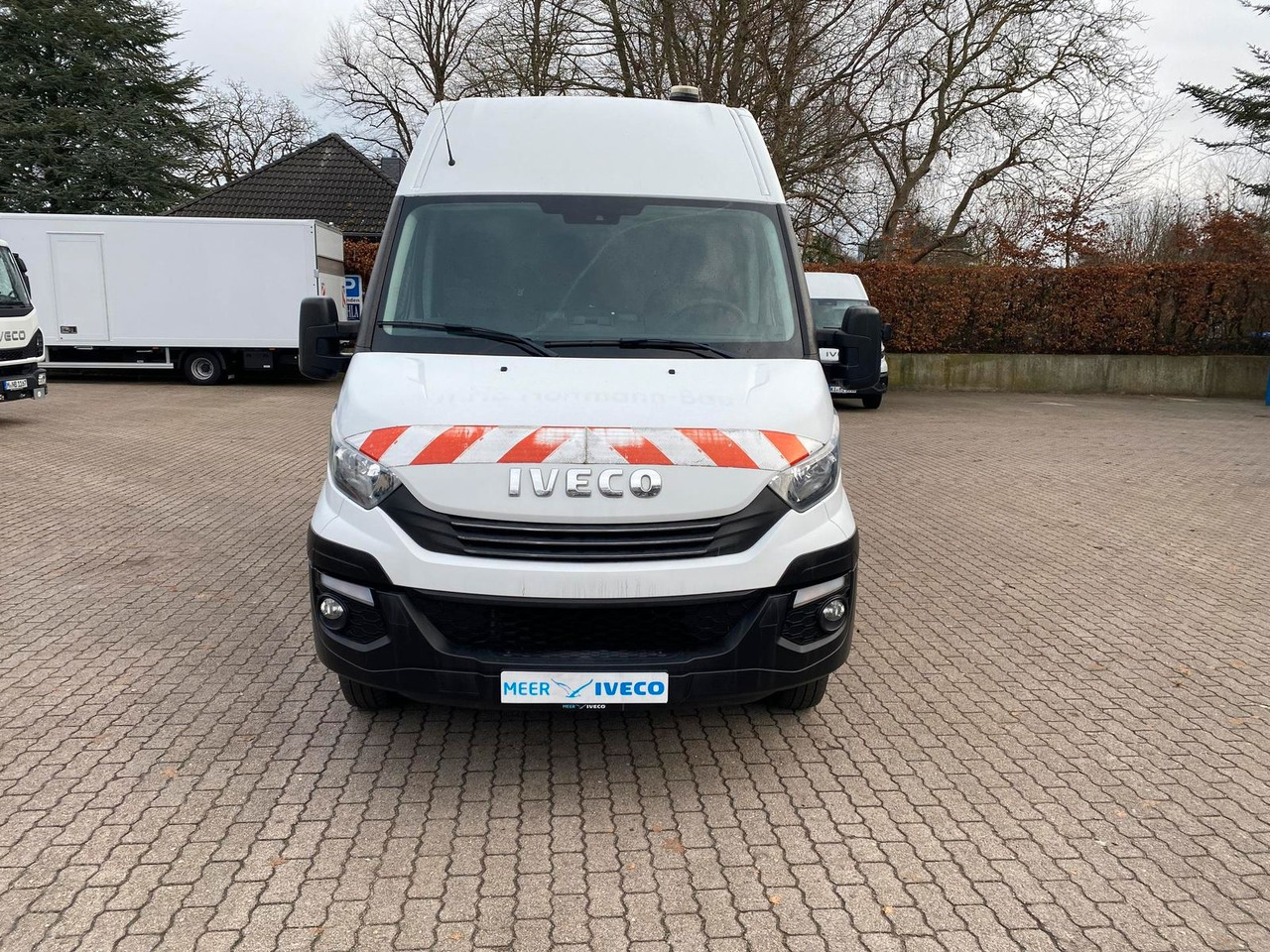 Iveco Daily 50C18HA8V 3520L *AHK* KLIMA*Sitzheizung... - Товарно комбе: слика 2 Iveco Daily 50C18HA8V 3520L *AHK* KLIMA*Sitzheizung... - Товарно комбе: слика 2