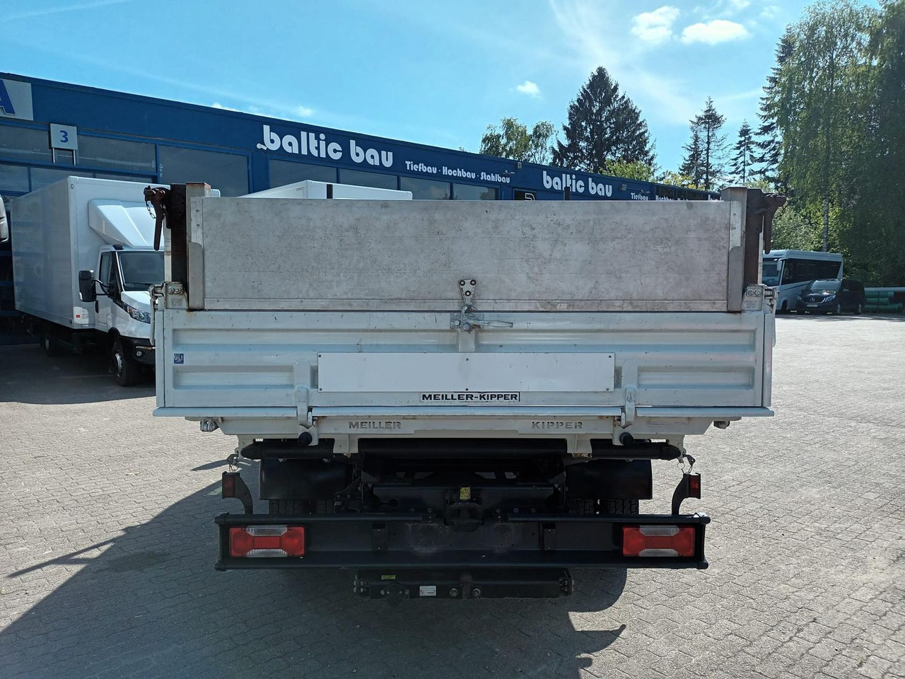 Iveco Daily 70C18H Meiler Dreiseitenkipper, AHK, Klima - Комби кипер: слика 4 Iveco Daily 70C18H Meiler Dreiseitenkipper, AHK, Klima - Комби кипер: слика 4