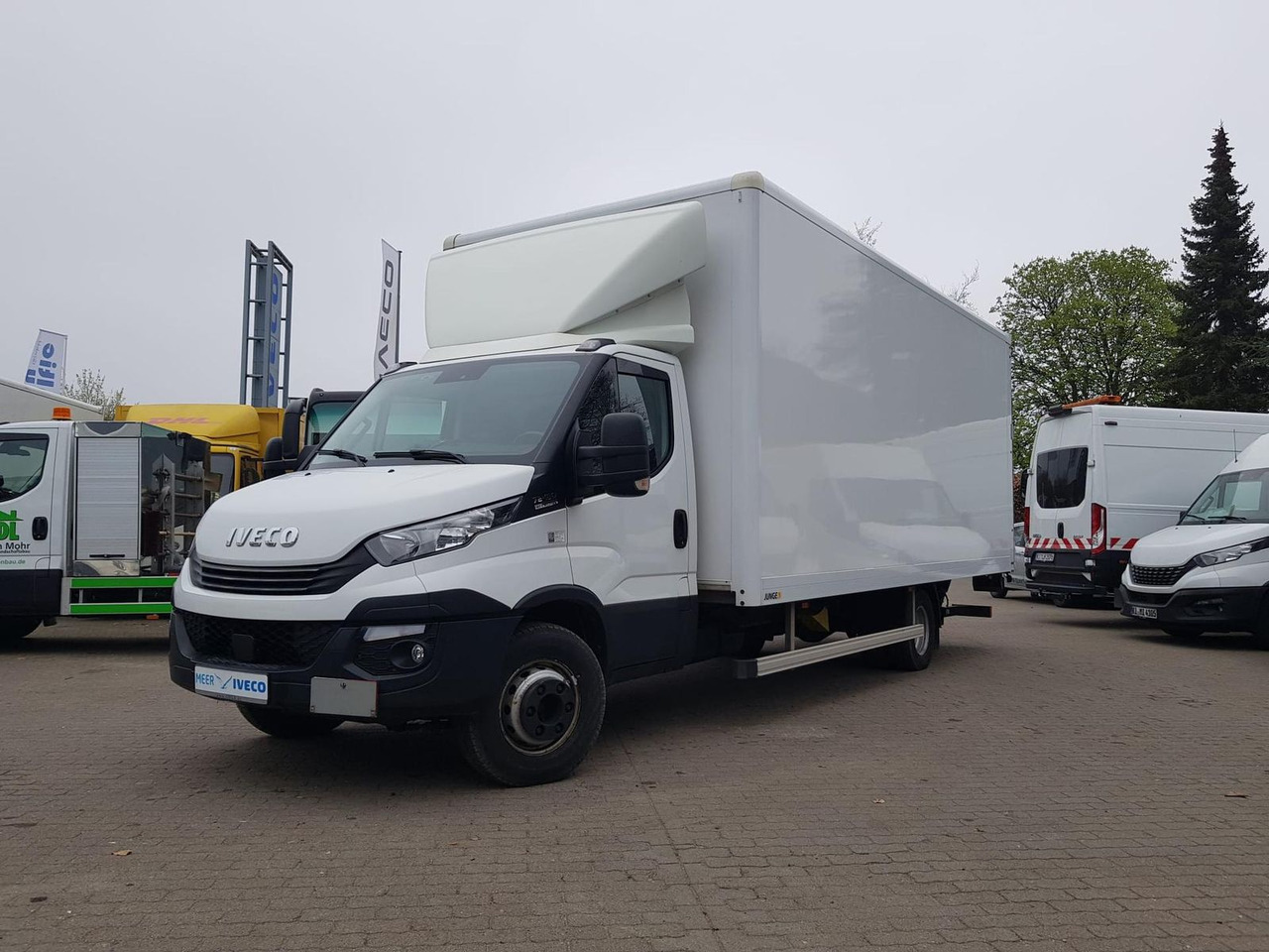 Iveco Daily 70C18HA8/P Koffer, Luftfederung, Kamera - Комбе фургон: слика 1 Iveco Daily 70C18HA8/P Koffer, Luftfederung, Kamera - Комбе фургон: слика 1
