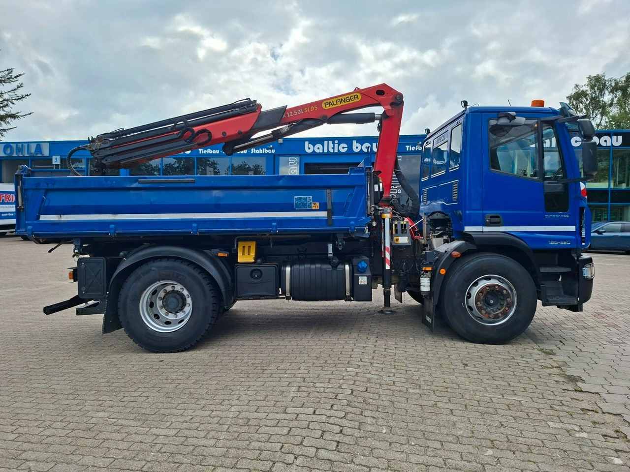 Iveco ML180E32K Meiler 3-Seitenkipper Kran 2x AHK - Камион со кран: слика 4 Iveco ML180E32K Meiler 3-Seitenkipper Kran 2x AHK - Камион со кран: слика 4