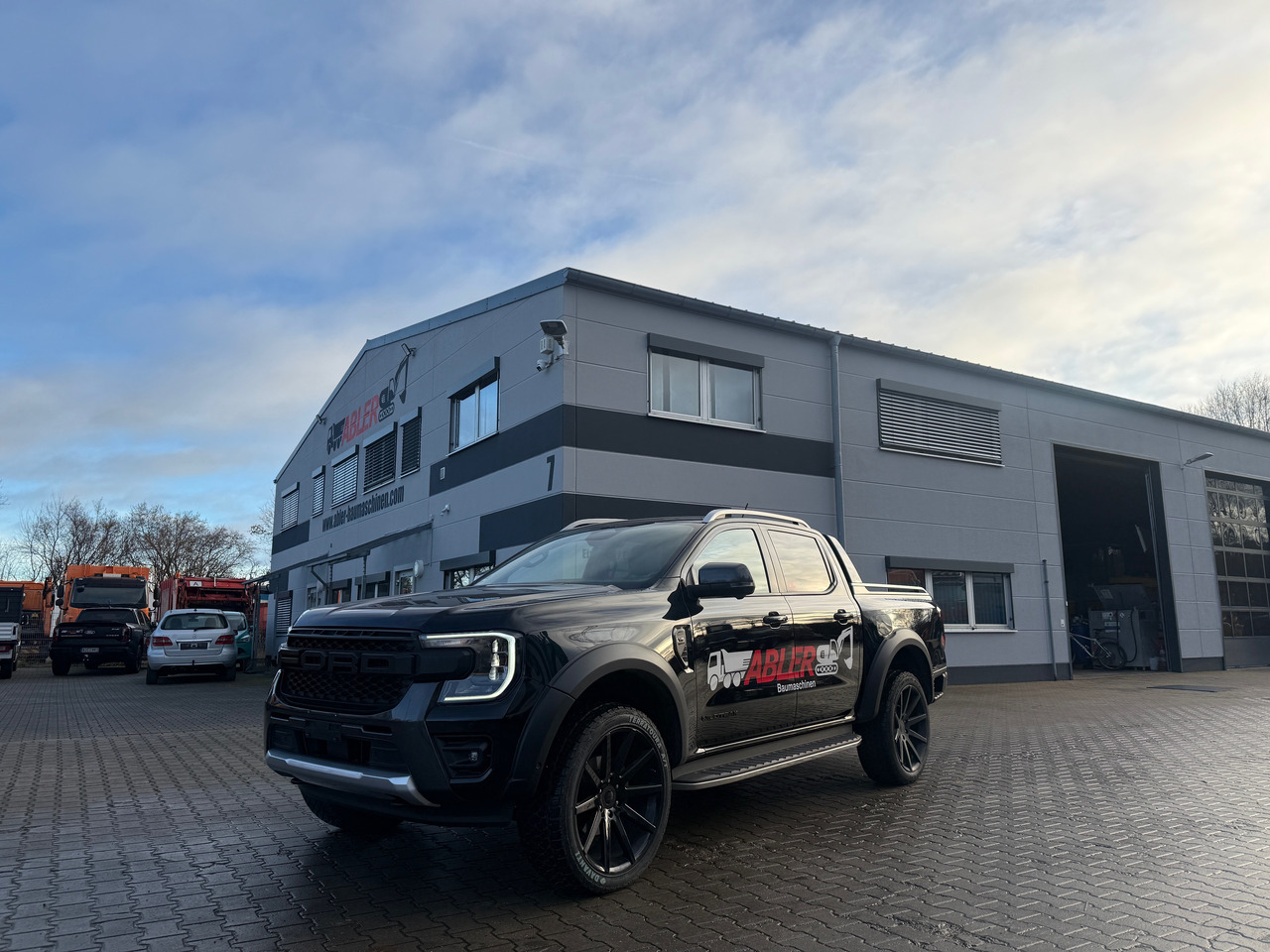 Ford Ranger Wildtrak 3.0 V6 Raptor Optik VOLL - Автомобил: слика 2 Ford Ranger Wildtrak 3.0 V6 Raptor Optik VOLL - Автомобил: слика 2