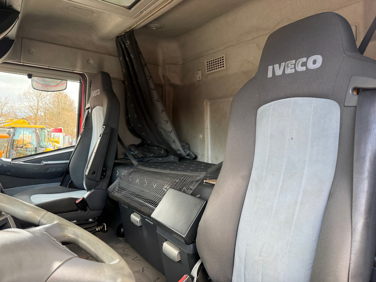 Автотранспортен камион Iveco 4-Achs Baumaschinentransporter hydr. Rampe: слика 17