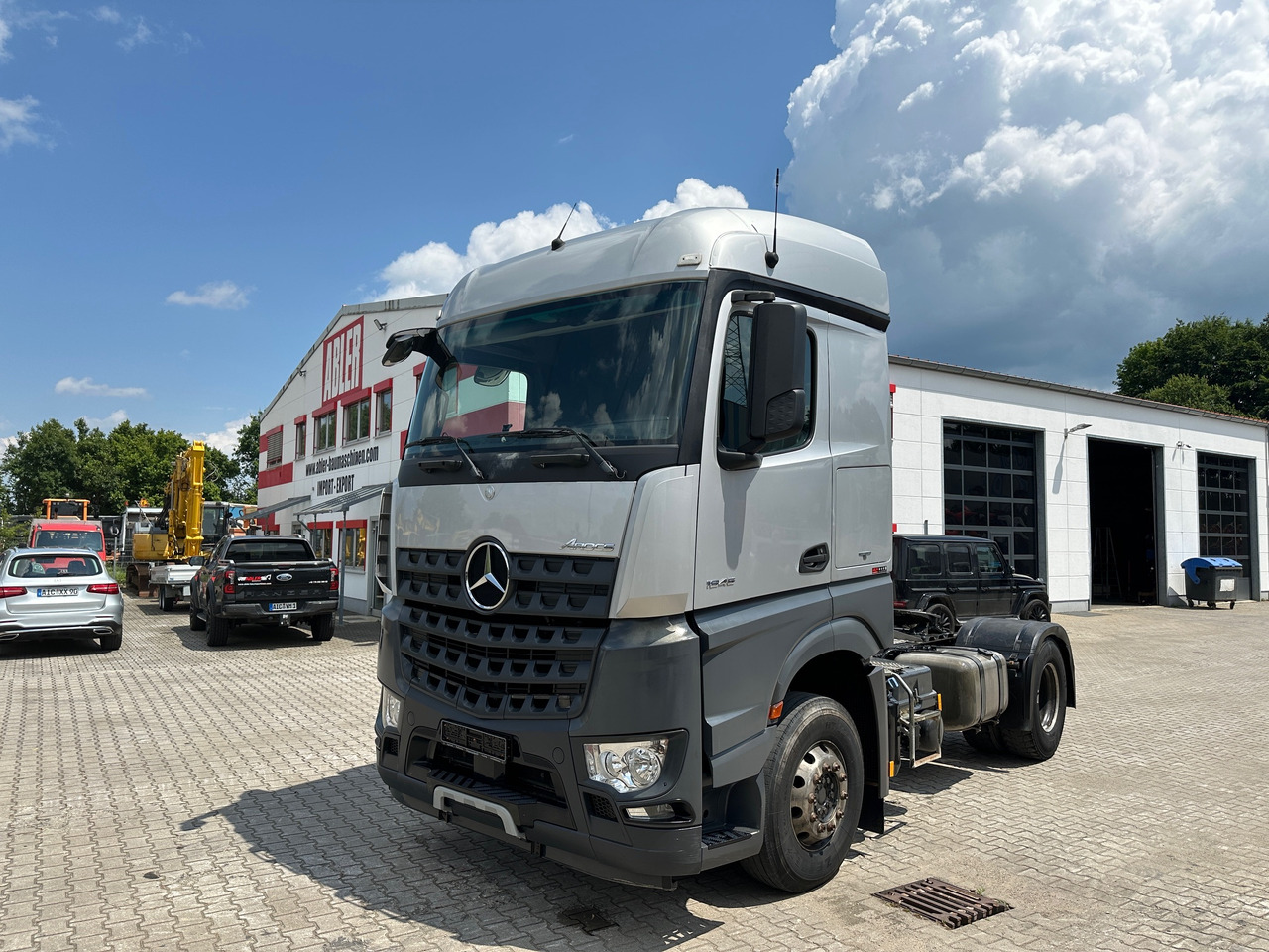 Mercedes-Benz 1845 Arocs SZM Kipphydraulik Mischerantrieb - Камион влекач: слика 2 Mercedes-Benz 1845 Arocs SZM Kipphydraulik Mischerantrieb - Камион влекач: слика 2