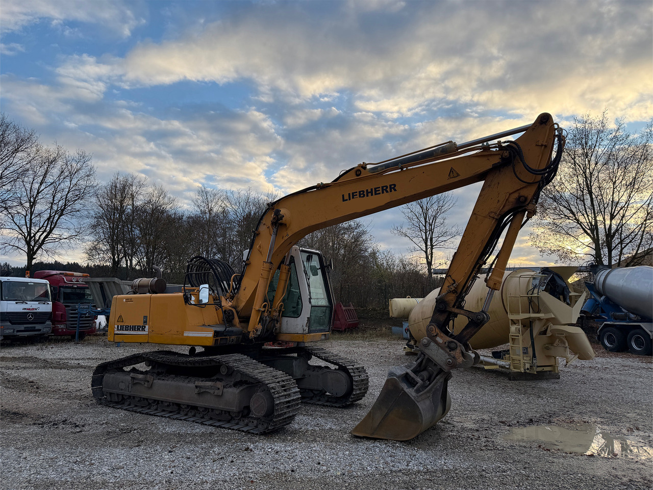 Liebherr R904 Kettenbagger Klima SW - Багер гасеничар: слика 2 Liebherr R904 Kettenbagger Klima SW - Багер гасеничар: слика 2