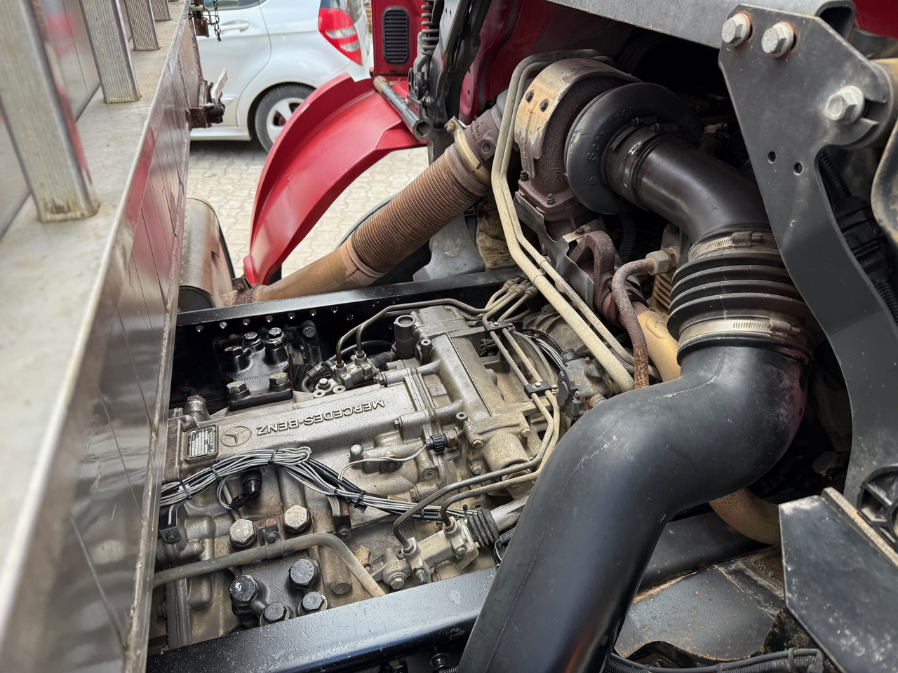 Камион со платформа, Камион со кран Mercedes-Benz 1840 Actros 2-Seiten-Kipper mit Kran Hiab 125-3 mit Funk: слика 12