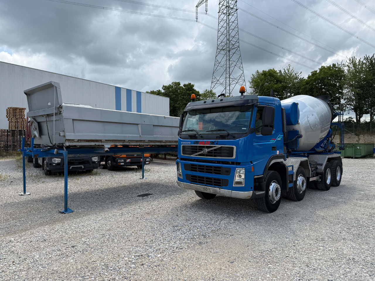 Volvo FM420 Wechselsystem Kipper Betonmischer - Камион миксер за бетон: слика 2 Volvo FM420 Wechselsystem Kipper Betonmischer - Камион миксер за бетон: слика 2