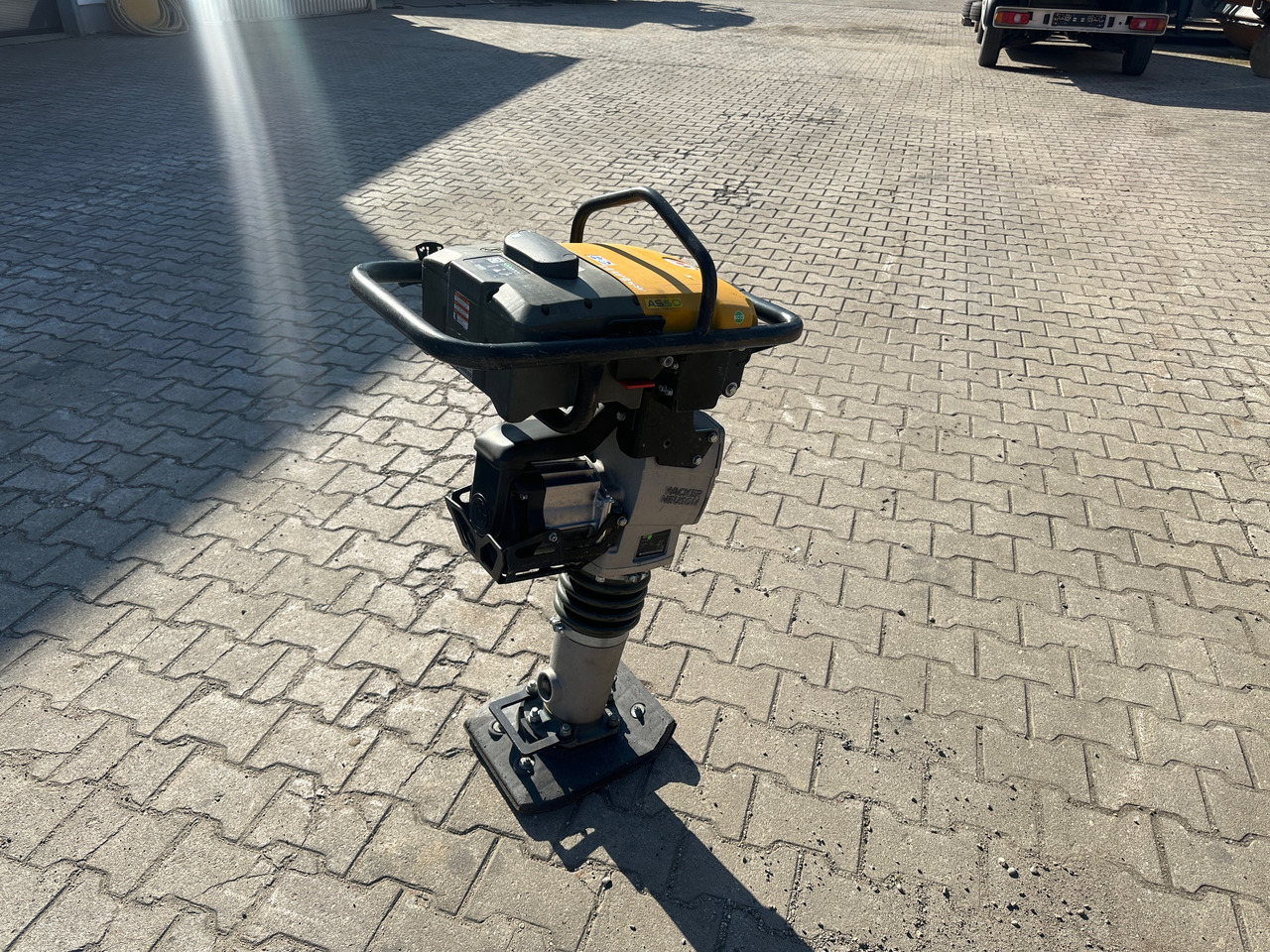 Wacker Neuson AS50E Rüttelstampfer Elektro AKKU! - Разбивач: слика 4 Wacker Neuson AS50E Rüttelstampfer Elektro AKKU! - Разбивач: слика 4