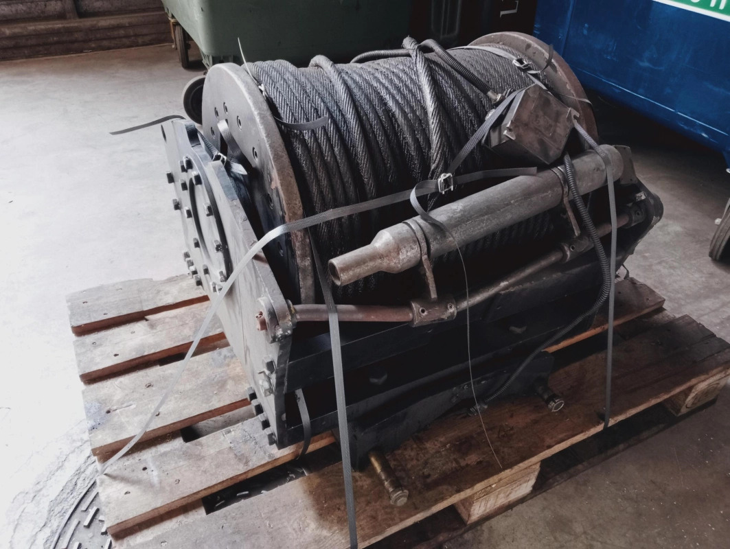 Cabrestante de elevación BREVINI V40/L (VR910) - Чекрек: слика 1 Cabrestante de elevación BREVINI V40/L (VR910) - Чекрек: слика 1