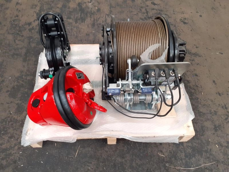 Cabrestante de elevación Brevini WHL025 - Чекрек: слика 2 Cabrestante de elevación Brevini WHL025 - Чекрек: слика 2