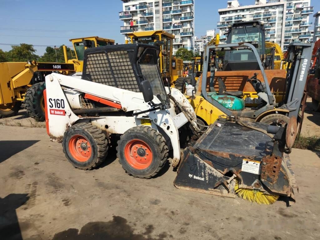 Bobcat S 160 - Компактен натоварувач: слика 2 Bobcat S 160 - Компактен натоварувач: слика 2