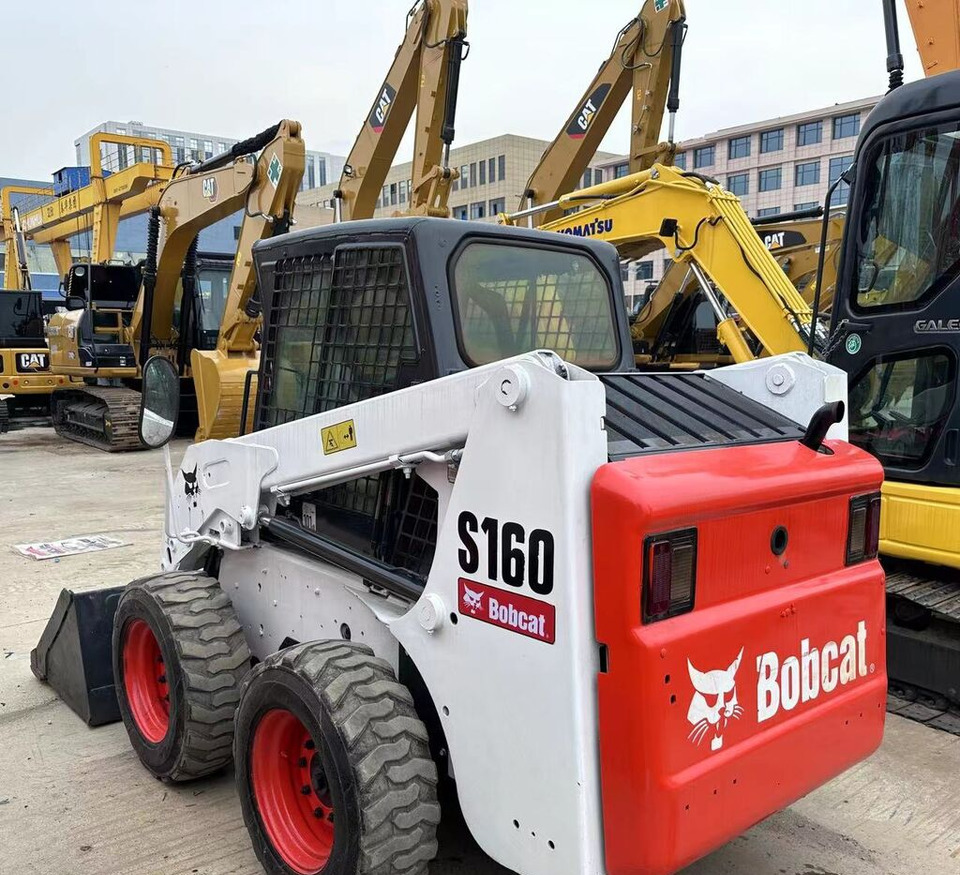Bobcat S160 - Компактен натоварувач: слика 2 Bobcat S160 - Компактен натоварувач: слика 2