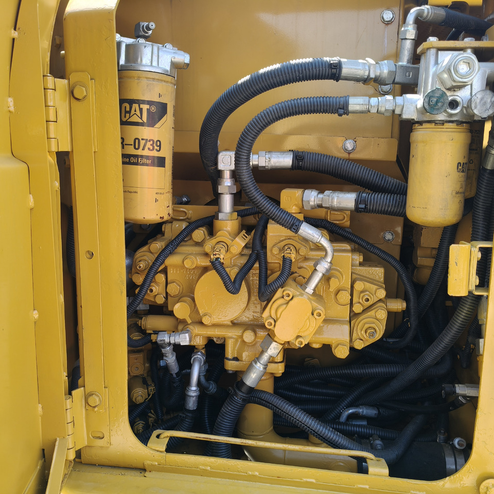 Багер CATERPILLAR 312D2: слика 10