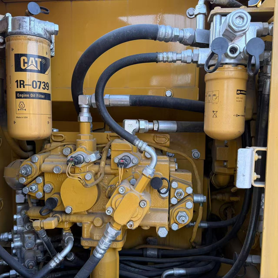 Caterpillar 318D - Багер гасеничар: слика 5 Caterpillar 318D - Багер гасеничар: слика 5
