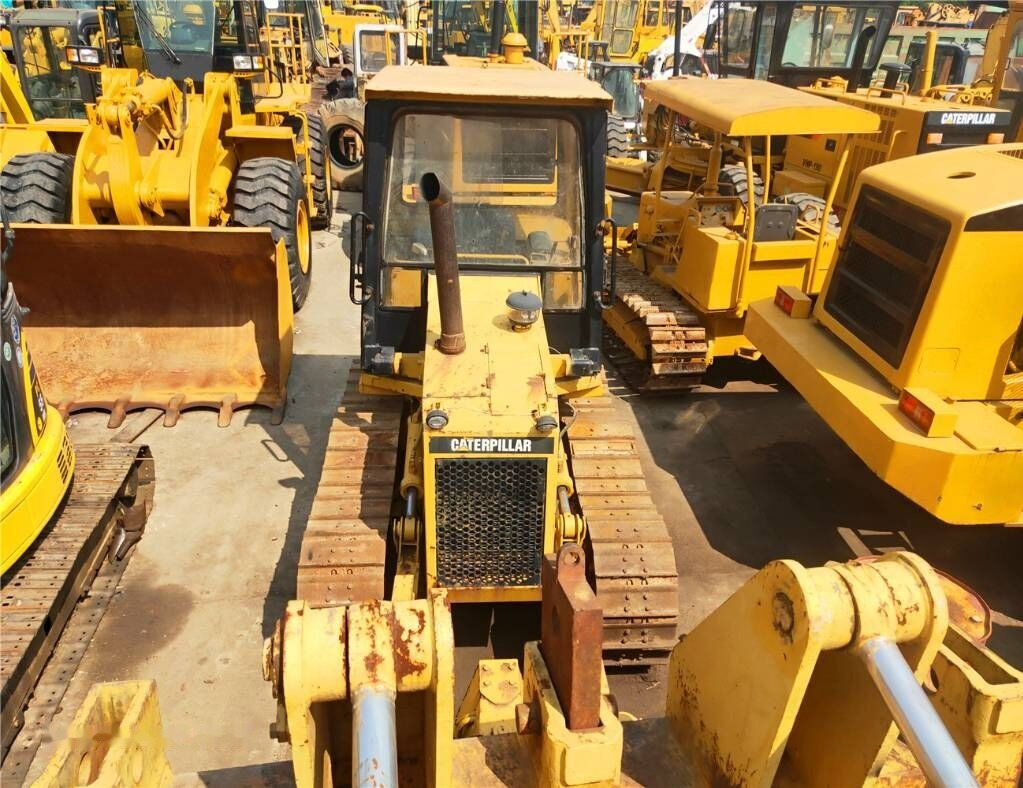 Caterpillar D 3 C - Булдожер: слика 4 Caterpillar D 3 C - Булдожер: слика 4