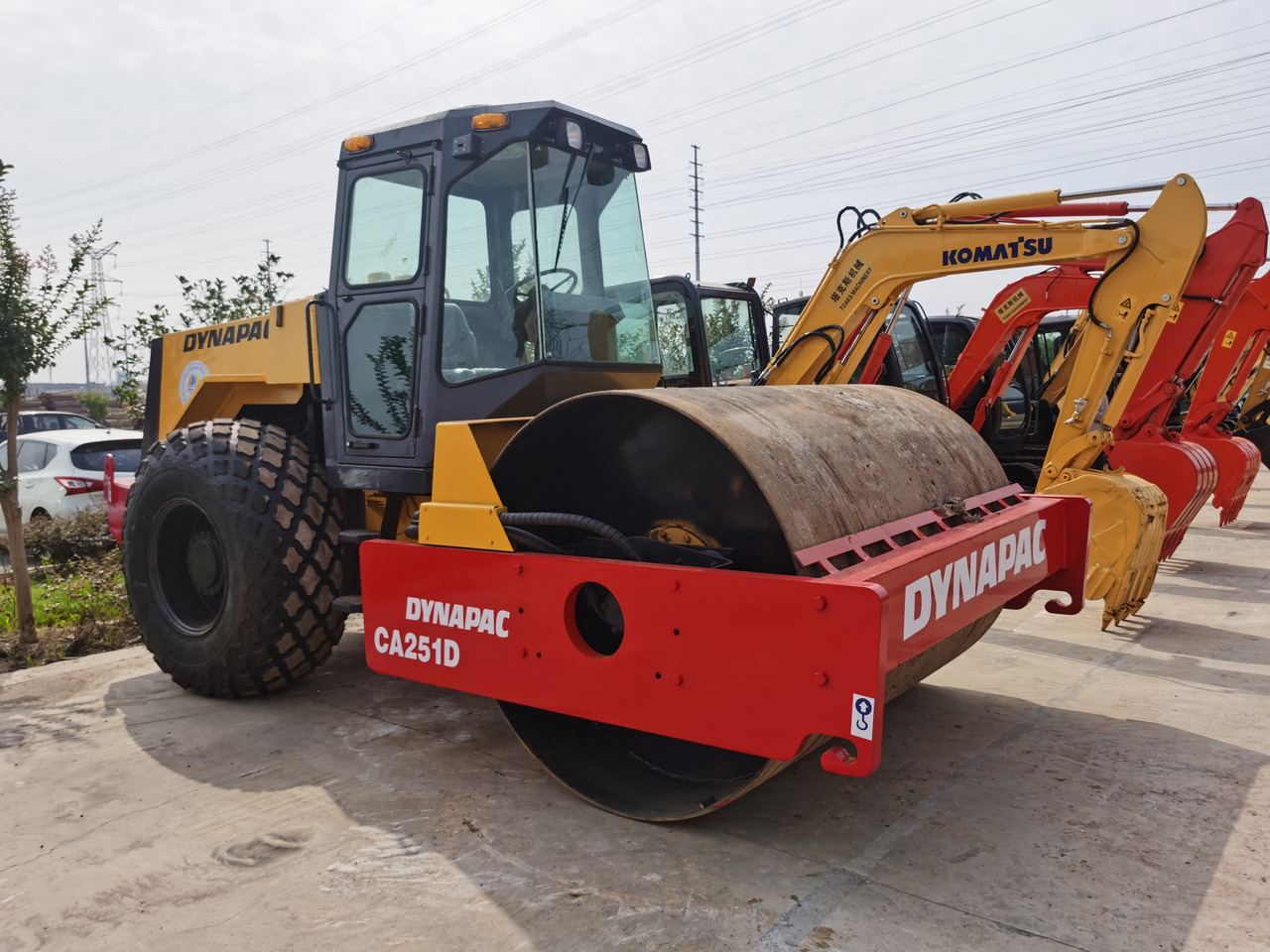 DYNAPAC CA251D - Ваљак за пат: слика 4 DYNAPAC CA251D - Ваљак за пат: слика 4