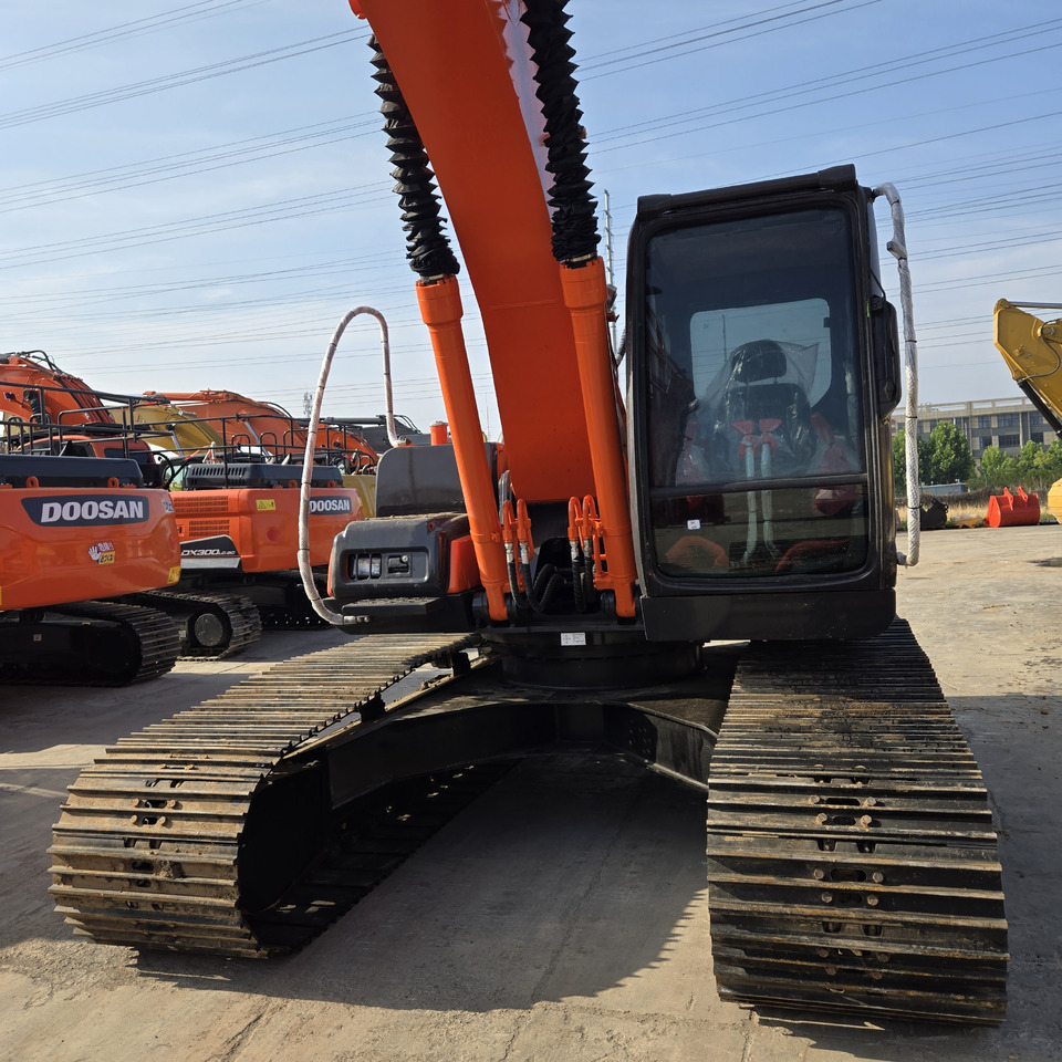 Hitachi ZX210 - Багер: слика 3 Hitachi ZX210 - Багер: слика 3