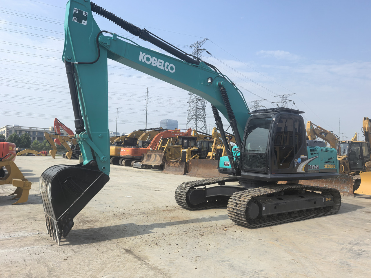 KOBELCO SK200D - Багер: слика 1 KOBELCO SK200D - Багер: слика 1