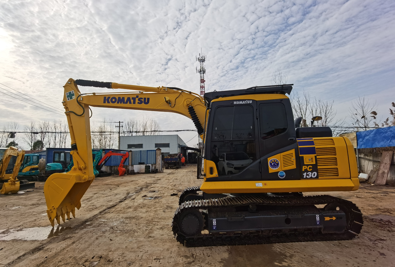 KOMATSU PC130 - Багер: слика 5 KOMATSU PC130 - Багер: слика 5