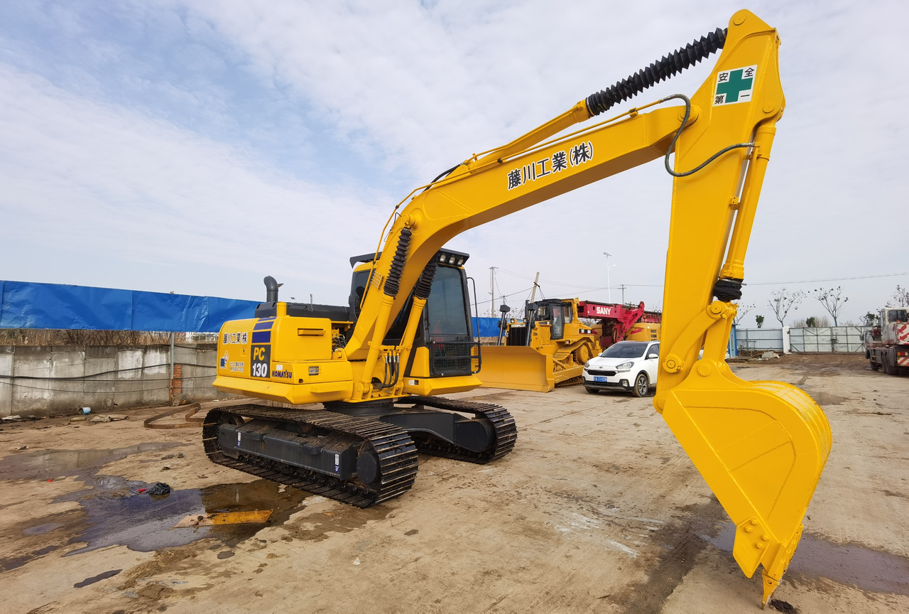 KOMATSU PC130 - Багер: слика 2 KOMATSU PC130 - Багер: слика 2